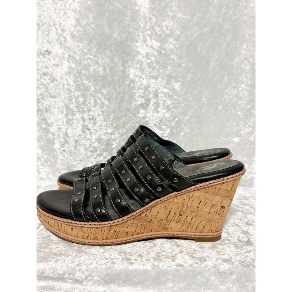 SoftWalk Womens Halsey Black Leather Studded Cork Wedge Slide Sandals Size 9N